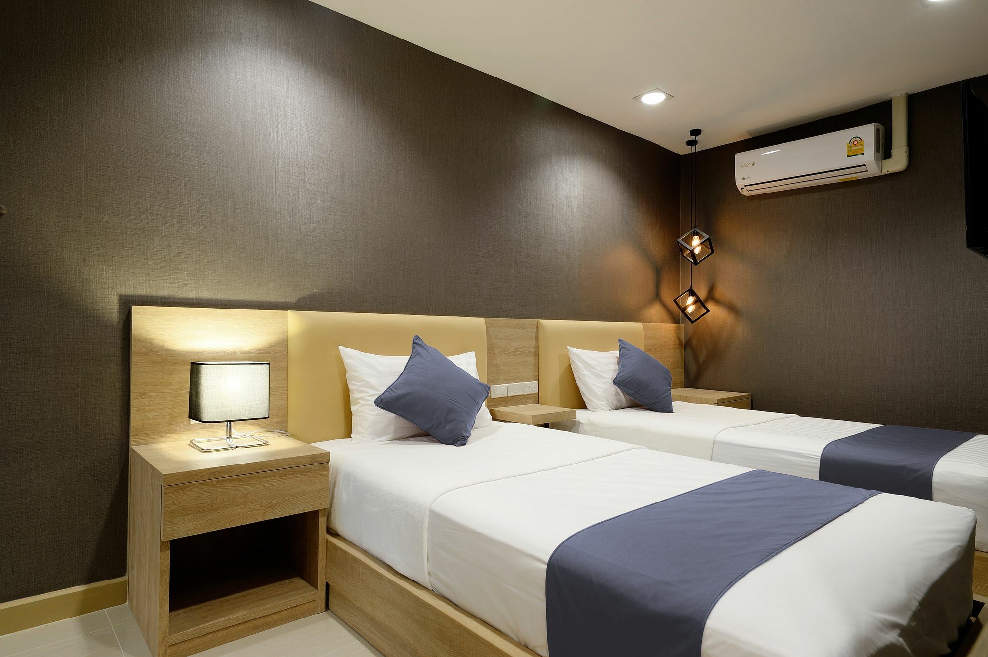 Pratunam19 Hotel Бангкок Экстерьер фото